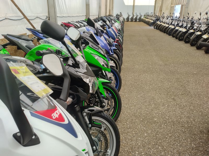 Occasion-Motorradhandel 60 - Moto Center Solothurn